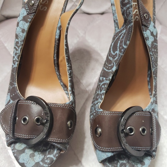 ****SOLD****Guess Heels - Picture 3 of 7